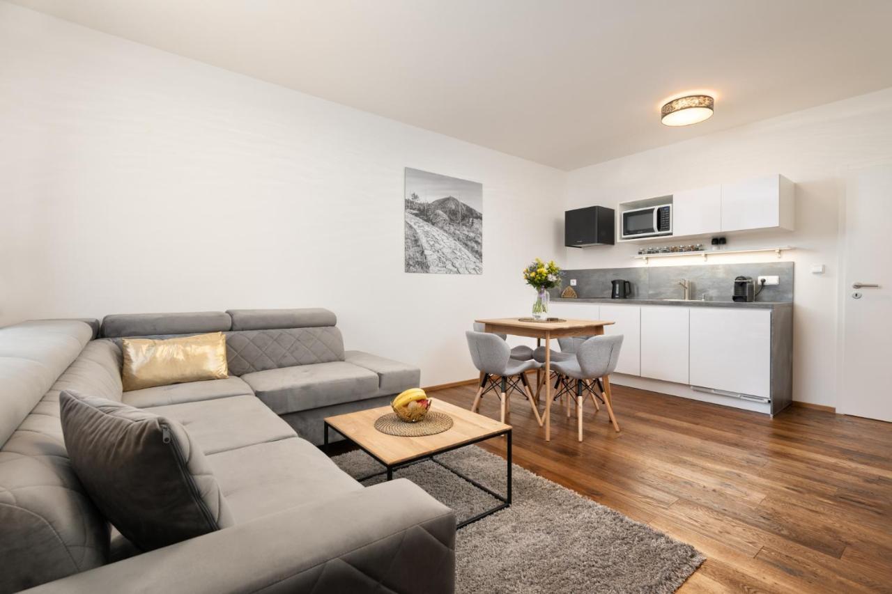 Apartmany Horska, Vrchlabí Eksteriør bilde